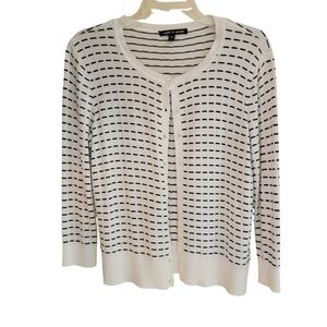 Cable & Gauge Black & White Cardigan Size Medium
